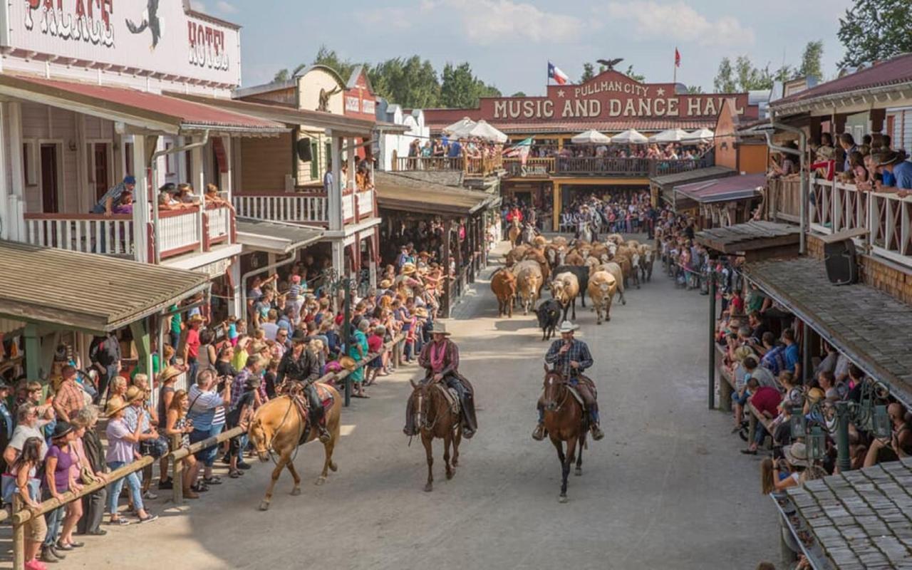 Pullman City Westernstadt Eging Dış mekan fotoğraf