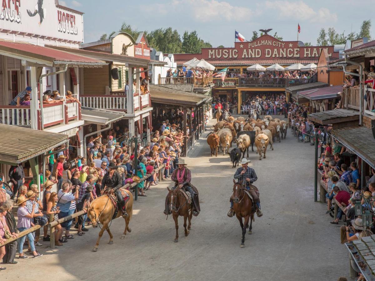Pullman City Westernstadt Eging Dış mekan fotoğraf