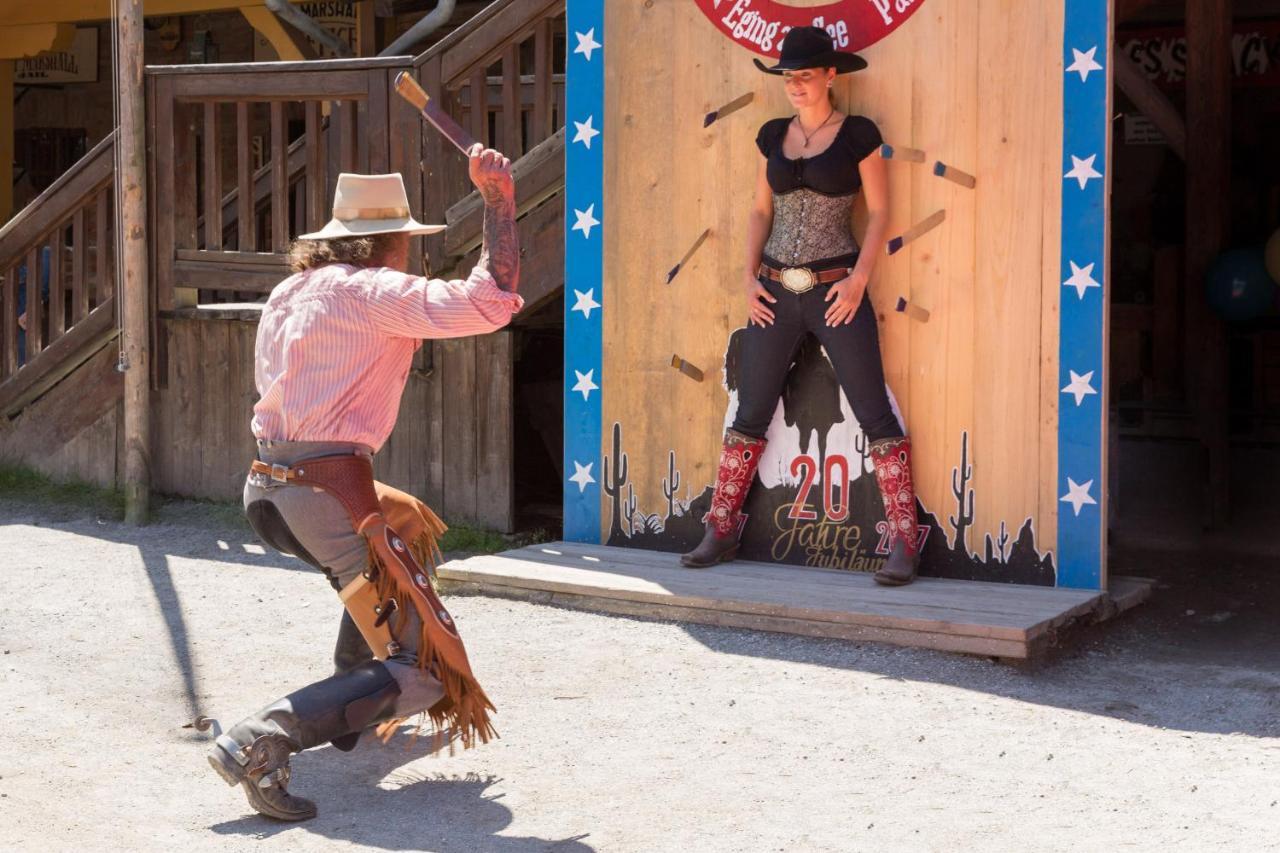 Pullman City Westernstadt Eging Dış mekan fotoğraf